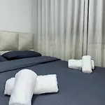 Lumiere 01 Apartment *