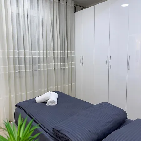 Apartment Lumiere 01 *