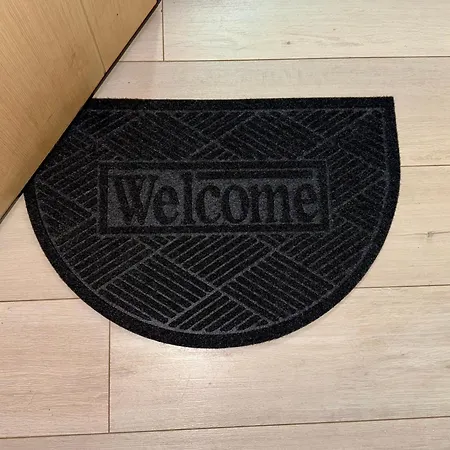 Lumiere 01 טיראנה